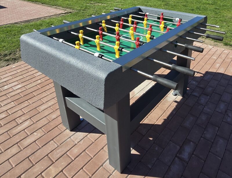 Zewnętrzny stół betonowy do gry w piłkarzyki - Archipark