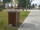 Kosz osiedlowy ze stali nierdzewnej z drewnem KNS 12.13 INOX | parkowy