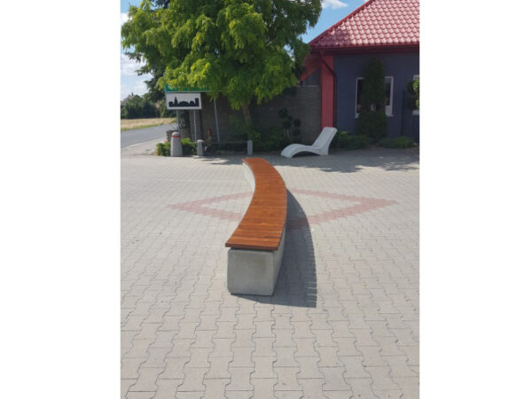 Ławka betonowa łukowa 273cm –  464 | ławka z boku