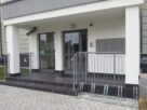 Stojak narowery TOPAS od 2 do 20 miejsc rowerowych | na osiedlu, przy wejściu do klatki schodowej