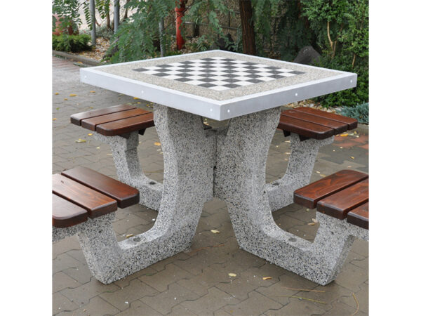 Kwadratowy stół betonowy do gry w szachy | model 505B | z realizacji
